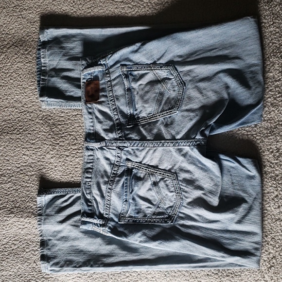 BKE Derek Stretch Relaxed Boot Cut Light Wash Denim Jeans - Picture 8 of 12